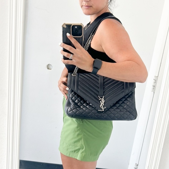 YSL Saint Laurent Navy quilted Envelope bag - Picture 3 of 13